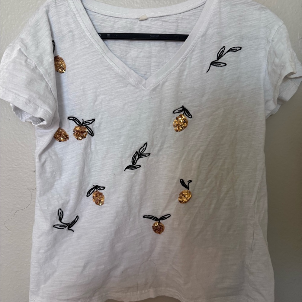 Sezane style Chic White Tee with Gold Sequin Embellishments